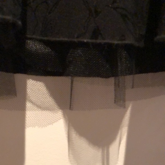 Le Chateau strapless little black dress - Picture 5 of 7